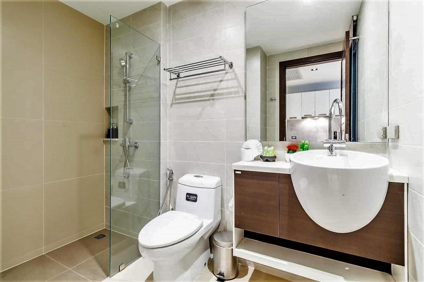 Private Apartment At Emerald Terrace Patong Exterior photo